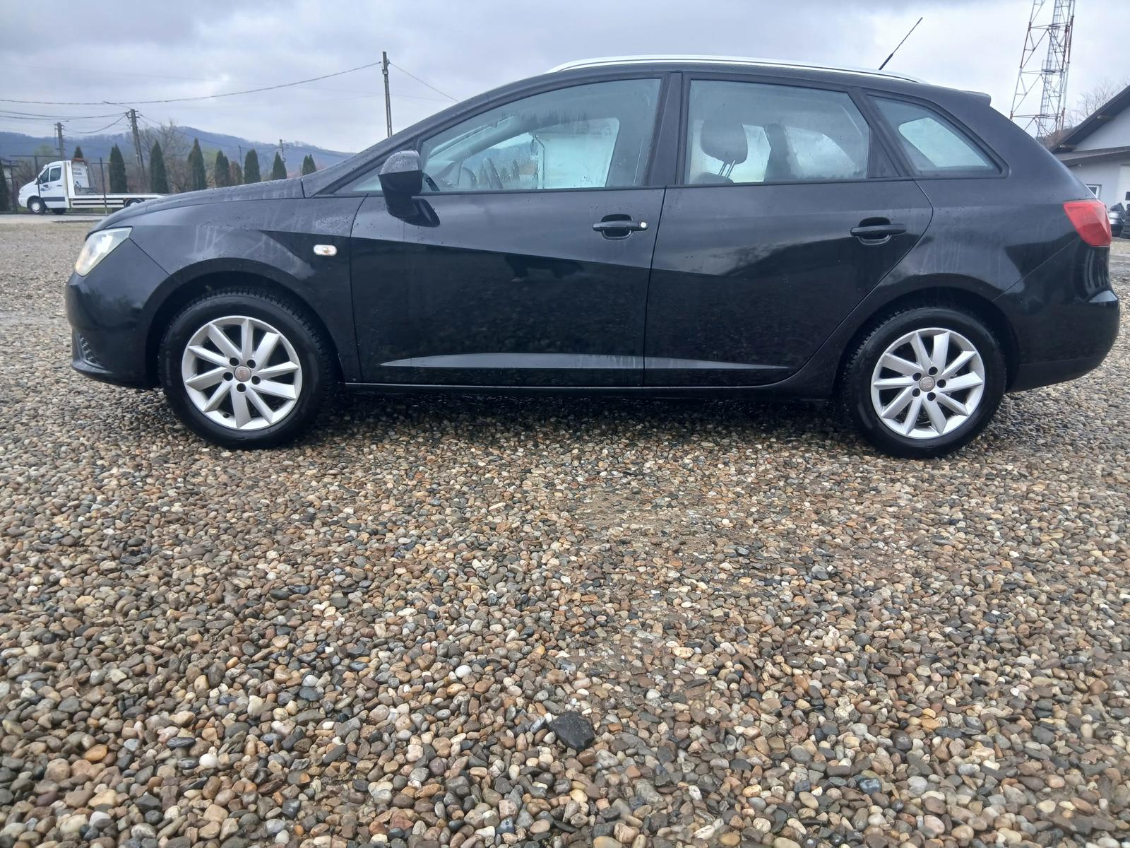SEAT Ibiza 2013 benzina de vânzare