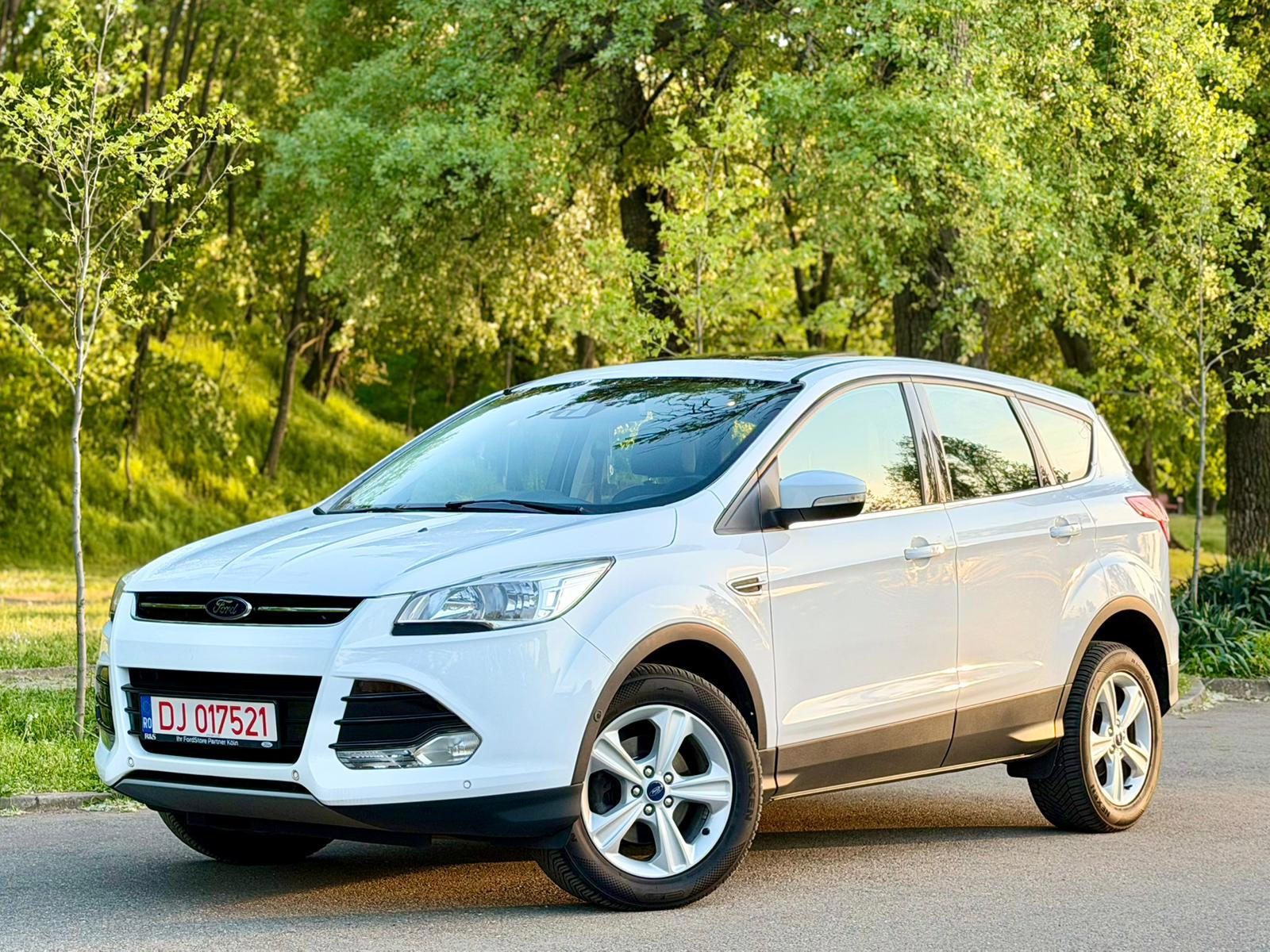 Ford Kuga 2014 benzina de vânzare